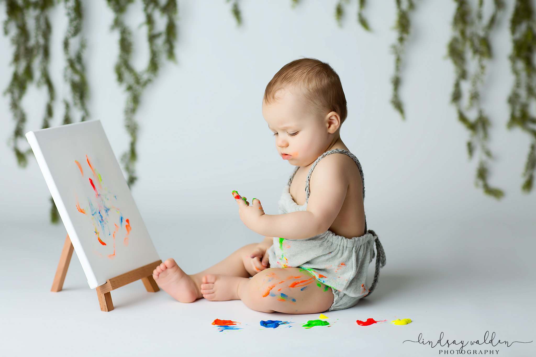 one year paint smash photoshoot dallas baby photographer