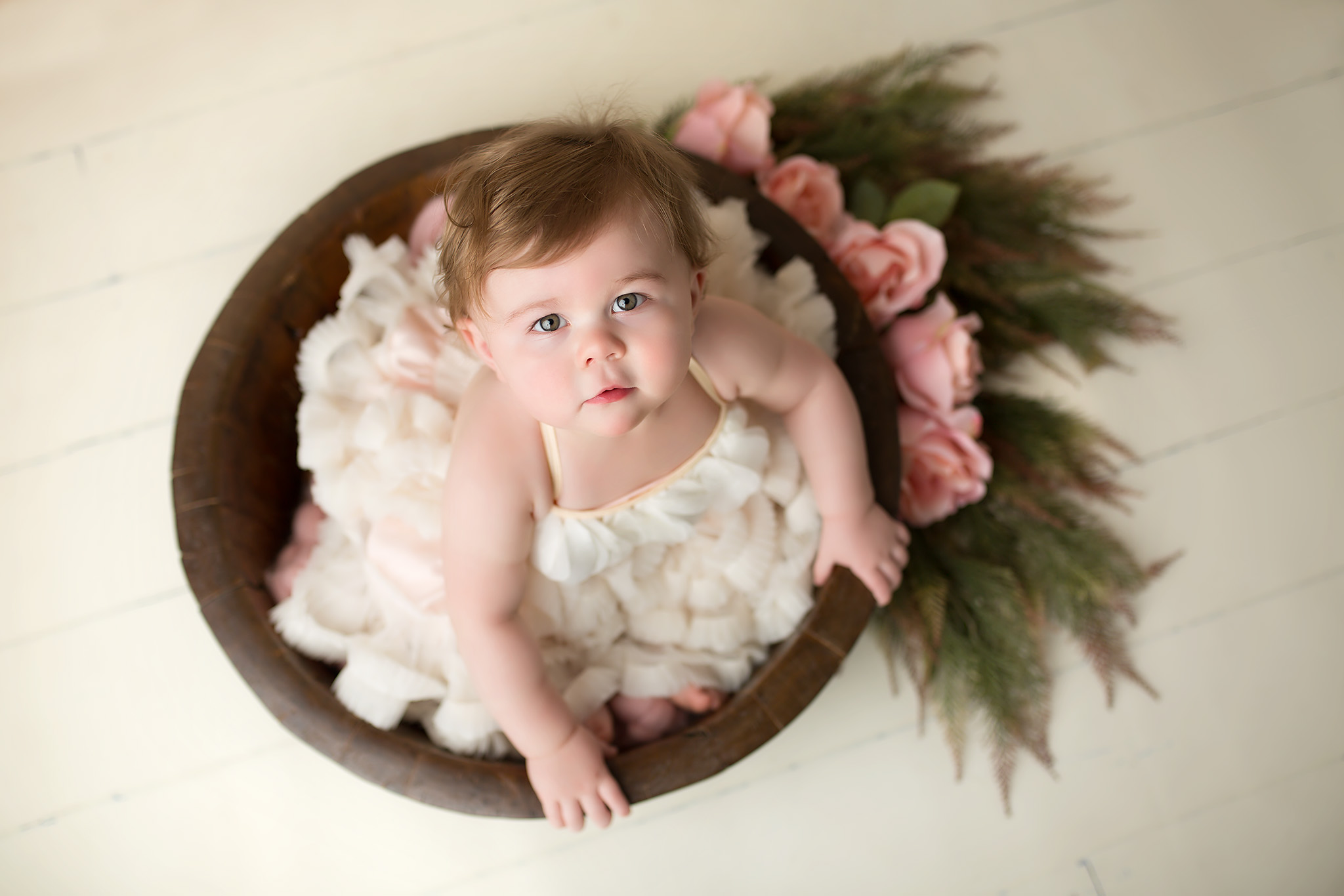 baby girl roses classic romantic sweet eye-catching Southlake photography