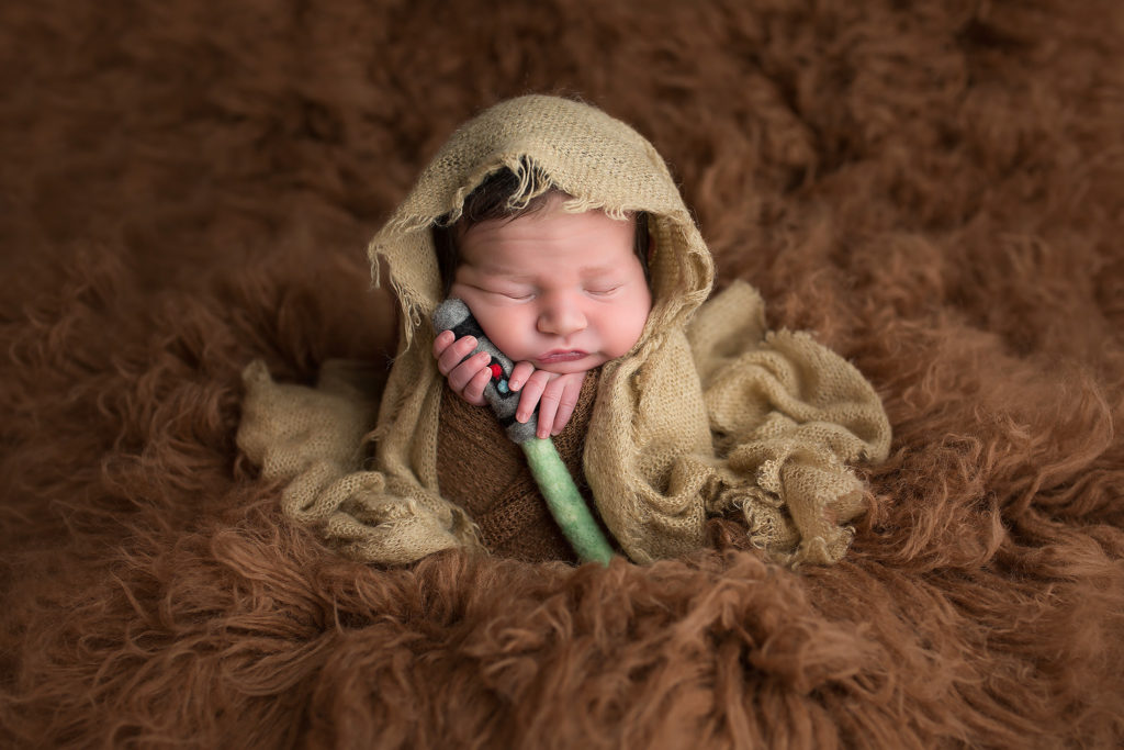 newborn Jedi costume dallas photographer costumed newborns