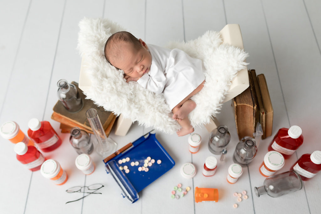 newborn pharmacist costume dallas photographer costumed newborns