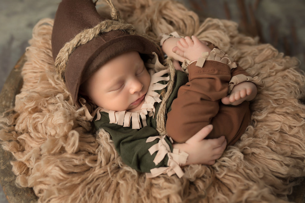 newborn scarecrow costume dallas photographer