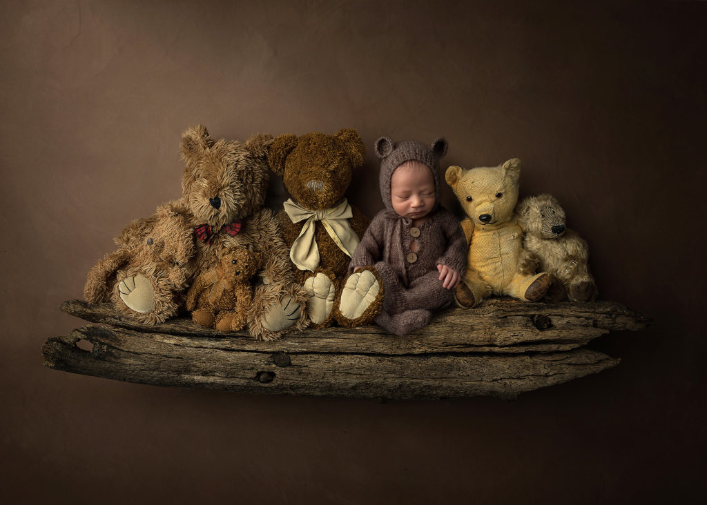Fort Worth newborn photographer costumed newborns