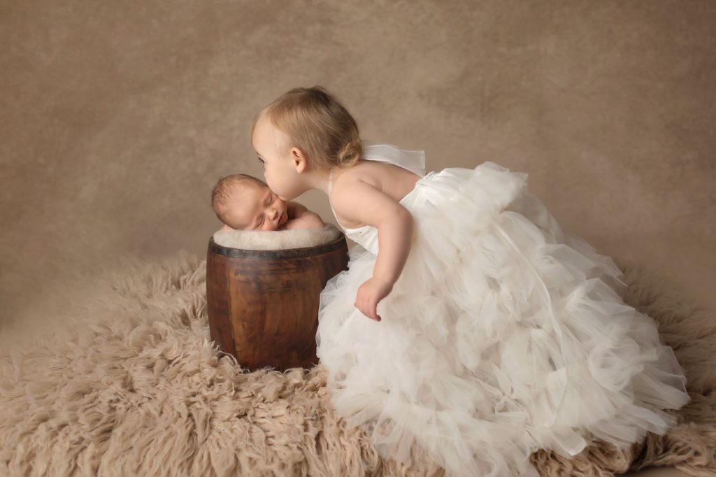 newborn sibling images dallas fort worth newborn photographer