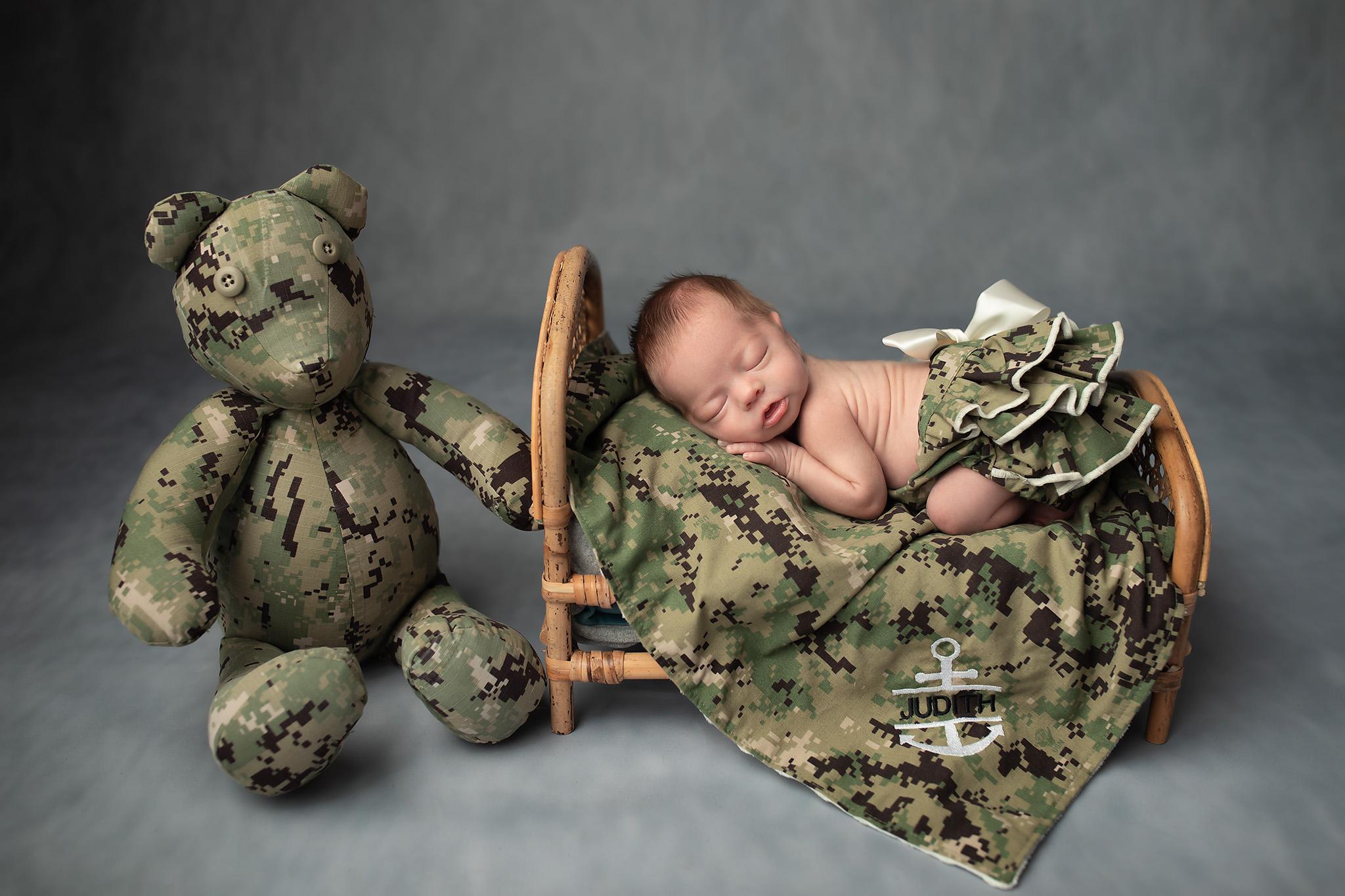 navy inspired newborn pictures